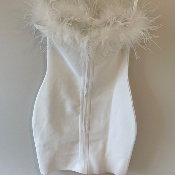 Revolve Brand Superdown Mini White Dress Small with Feather Detail - Picture 5 of 6